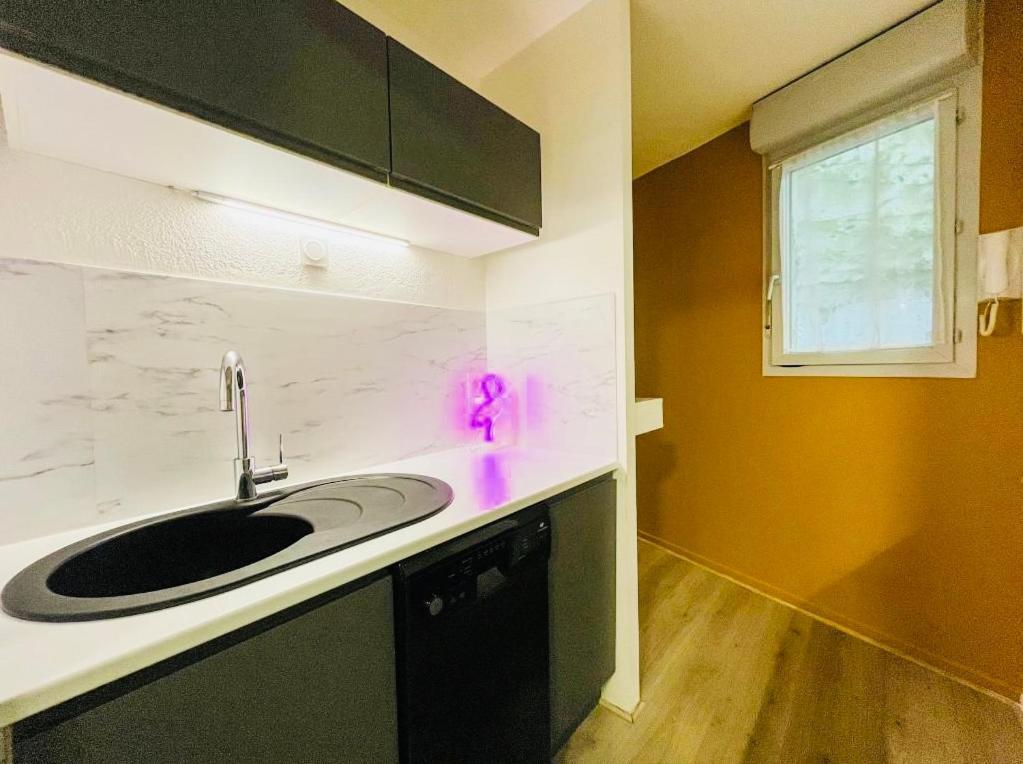 Suite Kobalt Villeurbanne Luaran gambar