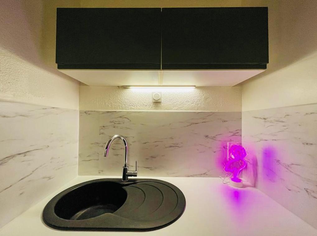 Suite Kobalt Villeurbanne Luaran gambar