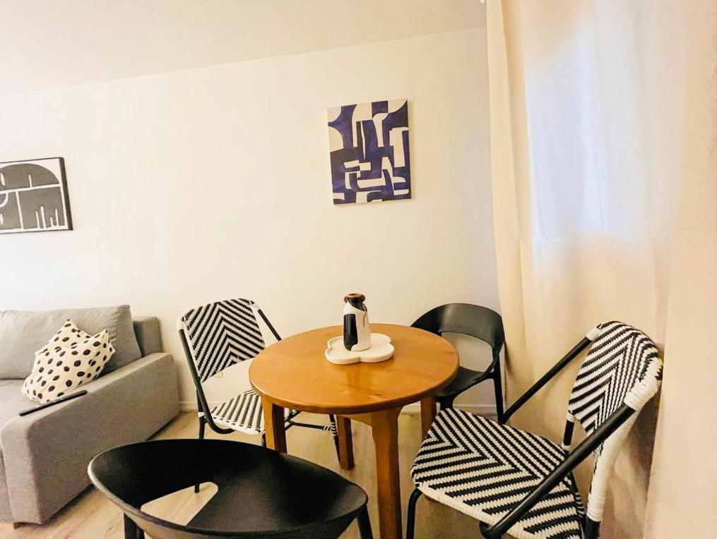 Suite Kobalt Villeurbanne Luaran gambar